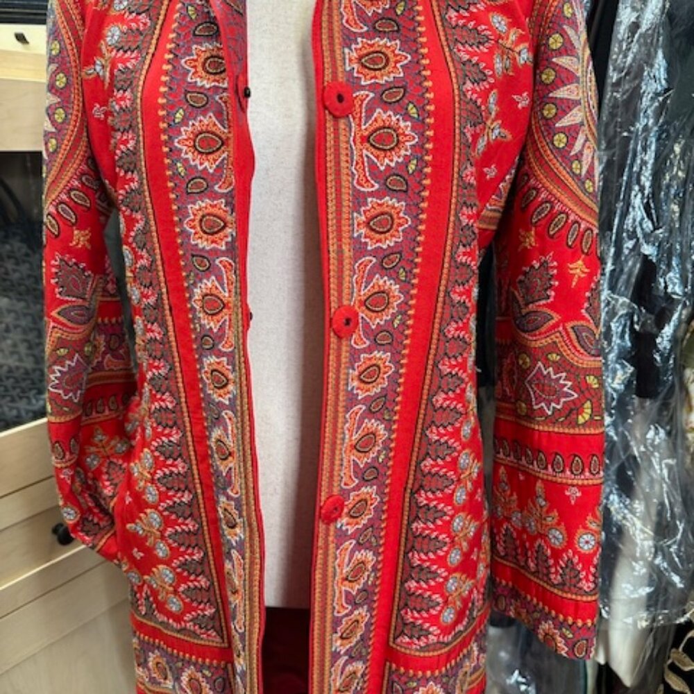 Biya Red Silk Printed Coat Size Extra Small - Picture 5 of 9